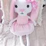 różowe króliczek królik minky z ubrankiem haft przytulanka prezent