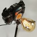 Lampka z aparatu - oryginalny prezent dla fotografa i fotografki