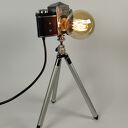 Lampka z aparatu fotograficznego - retro dekoracja do domu i biura