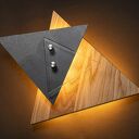 Geometryczna lampa ścienna z dębu, stali i szkła. Model TRIADA