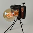 Lampka z aparatu fotograficznego - retro dekoracja vintage do biurka i na prezent