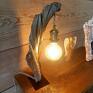loftowa na stolik lampa drewniana