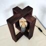 Lampa/ lampka wykonana ręcznie z drewna pokrytego bejcą (kolor ciemny orzech) Długość kabla z włącznikiem - ok. 180 cm