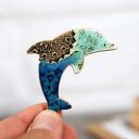 Ceramiczny delfin - magnes na lodówkę