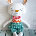 Miś polarny Julek 32 cm - ręcznie szyta przytulanka dla dziecka