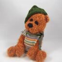 Felek - szydełkowy miś handmade z ruchomymi rączkami i nóżkami (33 cm)