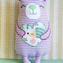 Miś serduszko Antek - ręcznie szyta maskotka 21 cm