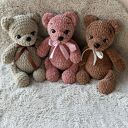 Miś Dante z kokardką w kolorze różowym