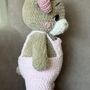 Maja Miś ręcznie robiony w różowych spodenkach