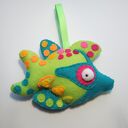 Rybka z filcu na sznureczku - zawieszka