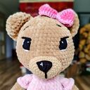 Szydełkowy miś w różowej sukience - wyjątkowa przytulanka handmade 30 cm