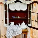 Wisząca witryna shabby chic na talerze Monique Art - romantyczny styl prowansalski, oszklona