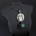 Srebrny amulet z runą Mannaz i labradorytem - ręcznie robiony wisiorek 925