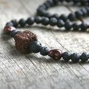 naszyjnik MĘSKI:: brown lava & skulls