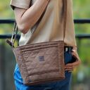 brązowa mini torebka