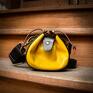 ręcznie zrobione mini torebki na ukos mała żółta skórzana od ladybuq art. vintage