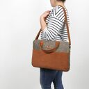 Torba na laptopa 15,6' - funkcjonalna elegancja w naturalnych tonach