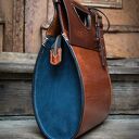 Skórzana stylowa torebka Łezka kolor Rudy i Granatowy wykonana ręcznie od Ladybuq rozmiar M