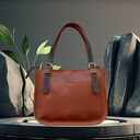 na ramię jasnobrązowa torba jasno brązowa shopperka