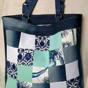 Duża torba na ramię z recyklingu jeansu - patchwork i 4 kieszonki