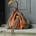 Torba Marlena w dwóch rozmiarach kolor Rudy oraz Khaki, torba na ramię od Ladybuq Art Studio