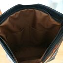 Listonoszka zamszowa Maltańczyk w kwiatach na ramię