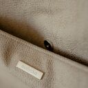 Torba Shopper z tłoczonego nubuku tapicerskiego w kolorze beżowym