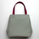 Szary worek shopper z fuksjowymi rączkami - elegancka torebka na ramię