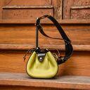 Mała limonkowa skórzana torebka na lato.Torebeczka na ukos. LadyBuQ Art