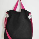 Torba hobo XXL - czerń i fuksja (wegańska Alcantra)