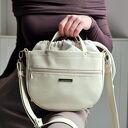 Crosserka beżowa z kominem