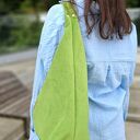 Welurowa torba hobo Bonita - zielone jabłuszko