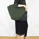 Shelly bag ciemnozielona torba z wodoodpornyego nubuku syntetycznego