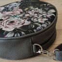 Okrągła torebka na ramię “Bajeczny Ogród” - kwiaty w eleganckim wydaniu