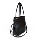 Pacco bag - torba na ramię z długim regulowanym, odpinanym paskiem, przez ramię