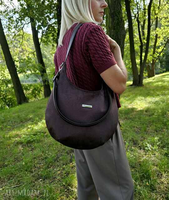 Torebka typu hobo gorzka czekolada -welur