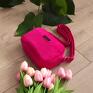 na ramię: listonoszka mini z malinowego weluru fuksjowa różowa torebka damska