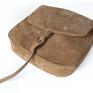 Solidna torba ze skóry naturalnej, zamszowej, w kolorze kawy z mlekiem. Swobodnie mieści format A4