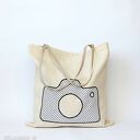 Eko torba na zakupy z białym aparatem nie tylko dla fotografki