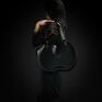torebka Basia w szykownym Czarnym kolorze z łańcuchami od Ladybuq Art rozmiary torba skórzana