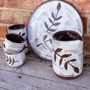 Komplet ceramiczny. Rustykalny dzbanek na napoje z talerzem/taca i 4 czarkami ok. 1 L
