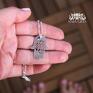 srebrne naszyjniki fatima marokańskie inspiracje - amulet ręka