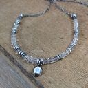 Naszyjnik - kwarc z delikatną zawieszką