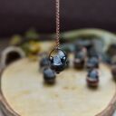 Kociołek wiedzmy - naszyjnik z kryształem górskim