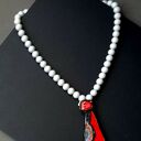 Koral i ręcznie malowana ceramika w wyjątkowym naszyjniku handmade prezent lux