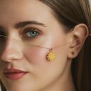 słonce złoty naszyjnik ze słoneczkiem