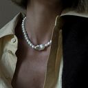 naszyjniki z różowego złota z pereł