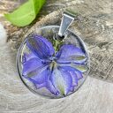 Naszyjnik z kwiatem w żywicy z2093