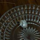 złoty naszyjnik z barokową perłą i