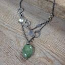 Delikatny wisiorek z opalu